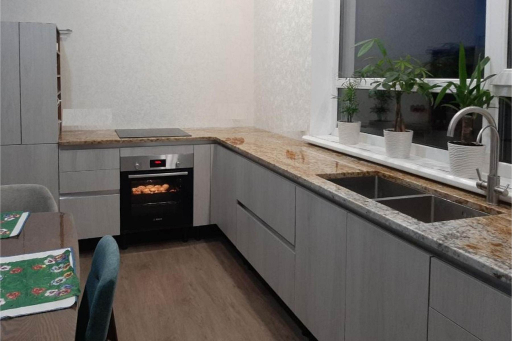 Дизайн кухни в панельном доме с S = 9 м2 | Топ 10 фото кухни в 9 кв.м | Кухни МЖК м2